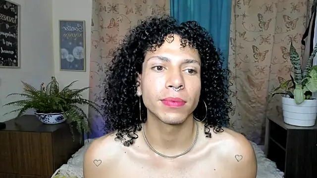 Angel White25 online show from February 8, 9:30 pm