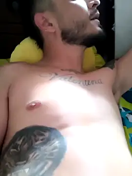 mohamedkarimm online show from December 22, 3:31 pm