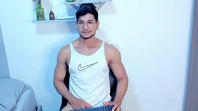 Nolan joness online show from July 8, 1:31 am