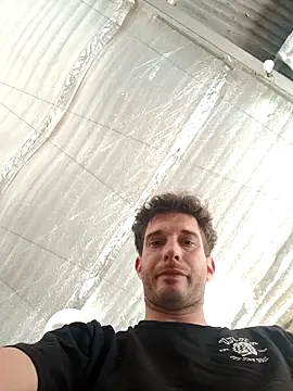      -AAAZZZ999000    A online show from November 19, 2:17 pm