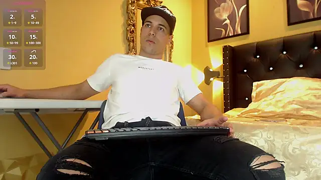 Millerr  online show from November 17, 3:37 pm