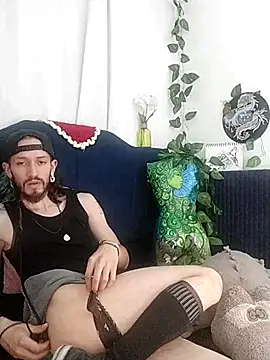 AngelDamianArt online show from November 27, 8:45 pm