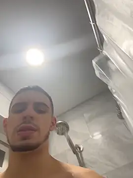 daddyshomeee  online show from March 16, 12:50 am