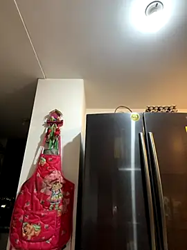 Boyfriend-Hot online show from November 23, 8:25 am