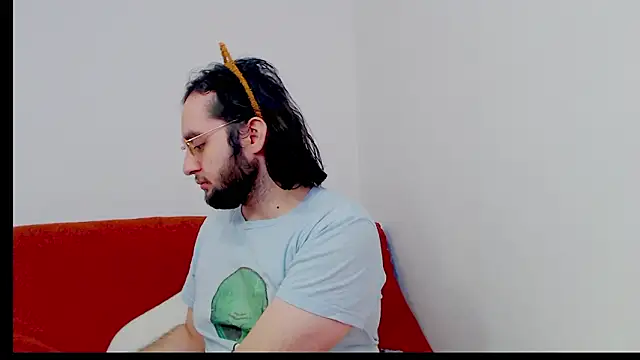 eren jaeger2000 online show from March 15, 5:15 am