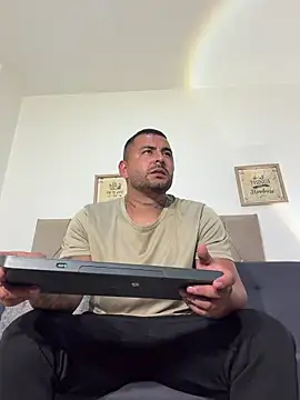 david10kc online show from June 17, 1:40 am