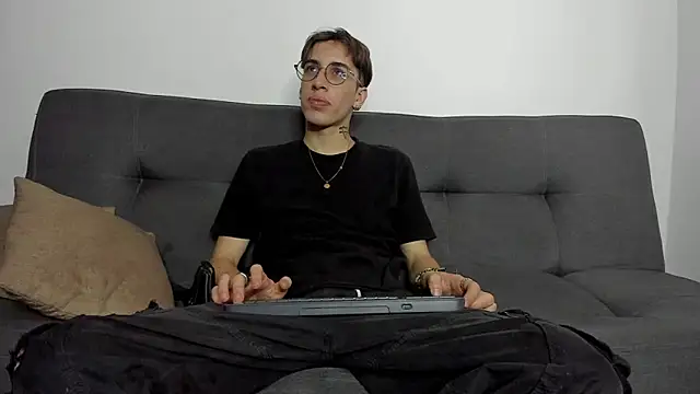 Dio  morningstar online show from November 29, 1:24 pm