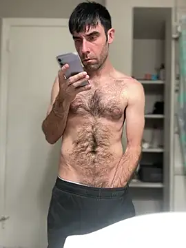 strippingmale1 online show from February 25, 5:19 am