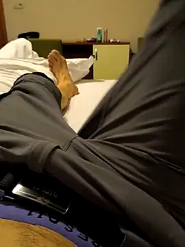 00x0x00 online show from April 20, 7:05 pm