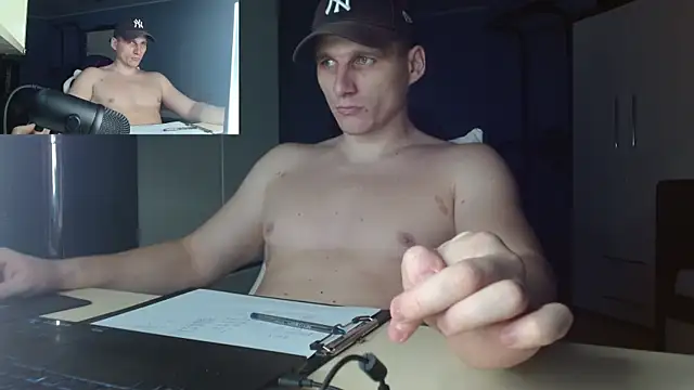 Poliglotjoe1 online show from December 13, 9:10 pm