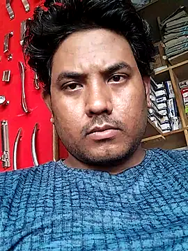Roy   121 online show from June 3, 11:01 am