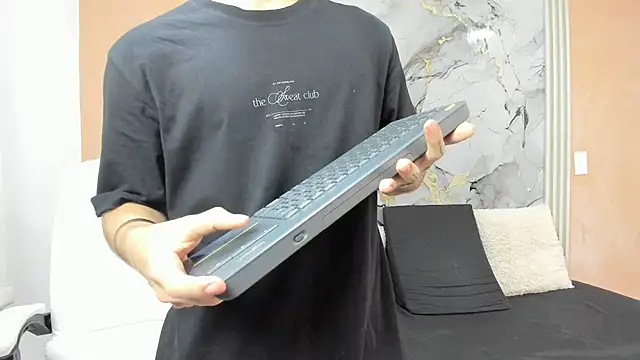 eren jeager online show from January 13, 8:35 pm