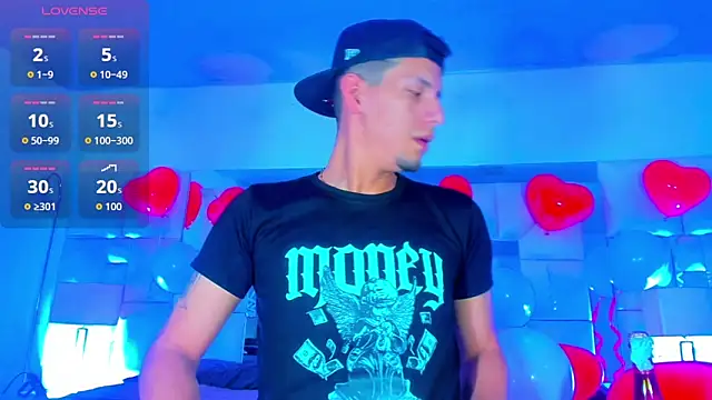 Sebastian Smith   online show from February 15, 11:18 am