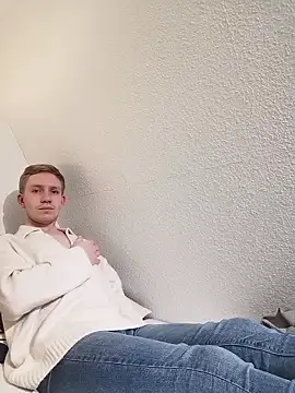 Hannah9708 online show from January 10, 8:44 pm