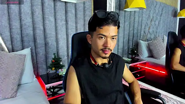 NicolaiKarav online show from December 22, 12:13 pm