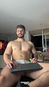 Valenthino Salvatore online show from March 17, 5:54 am