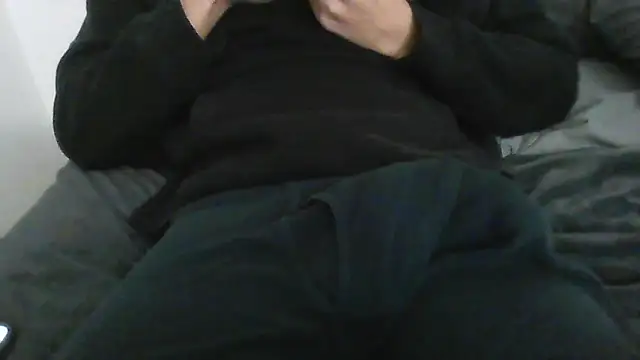 latinman7944 online show from January 7, 6:40 am