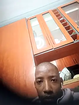 Cuteyuuboy2086 online show from February 15, 11:02 pm