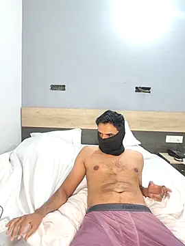 Amit22122 online show from December 3, 5:08 pm