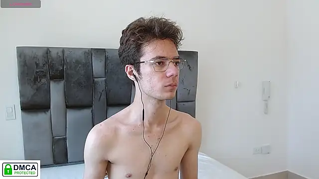 SaccharineSin online show from November 30, 6:21 pm