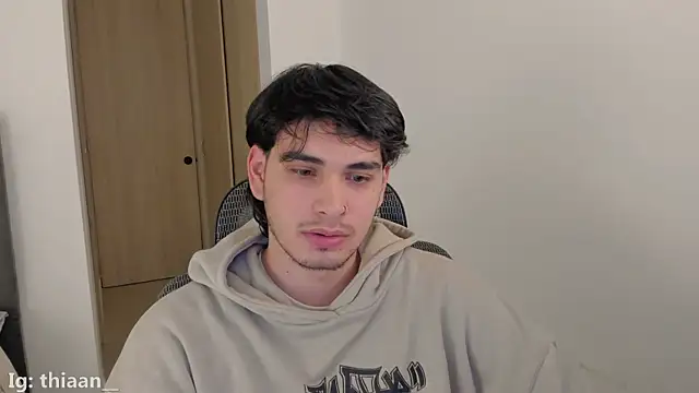 thiaann online show from December 4, 1:23 am