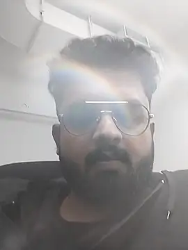 mrwhoti online show from November 28, 2:19 pm