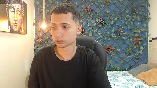 LucassSmith11 online show from April 7, 7:03 pm