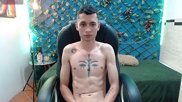 LucassSmith11 online show from January 15, 1:58 pm