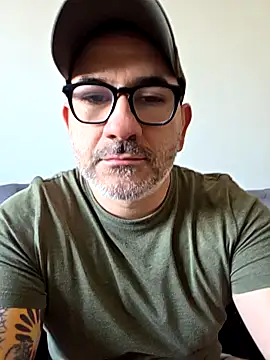 Aresal84 online show from December 1, 12:30 pm