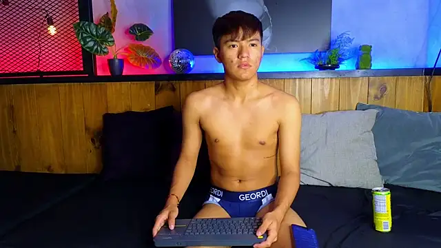 isaac grimm online show from March 21, 2:26 am