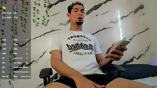 Carlos alfonzo online show from December 13, 8:26 pm