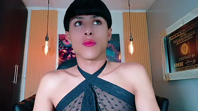 StormLuxX online show from March 3, 6:37 pm