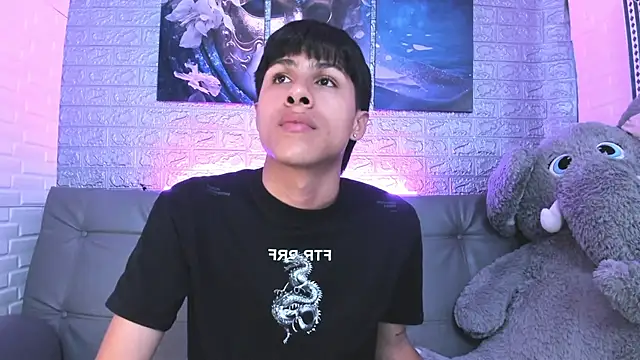 StormLuxX online show from February 23, 8:32 pm