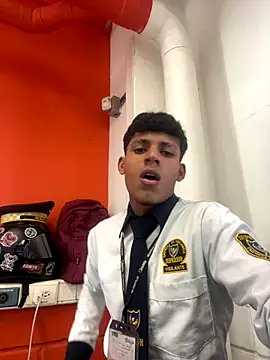 vispera online show from January 7, 7:19 pm