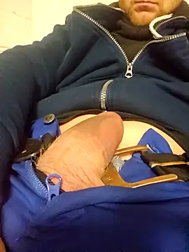 maaly1983 online show from December 2, 5:49 pm