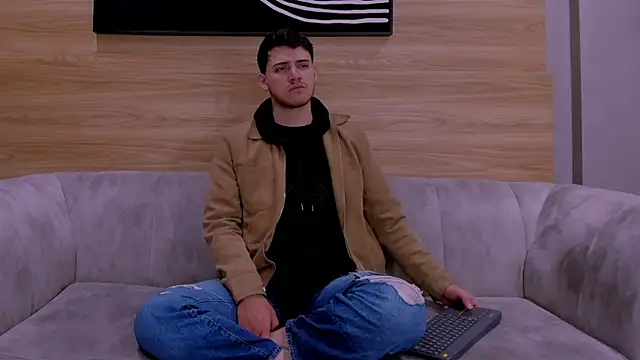 big  friends online show from December 20, 2:02 pm