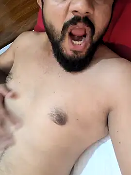 sexytomdev online show from April 8, 5:11 pm