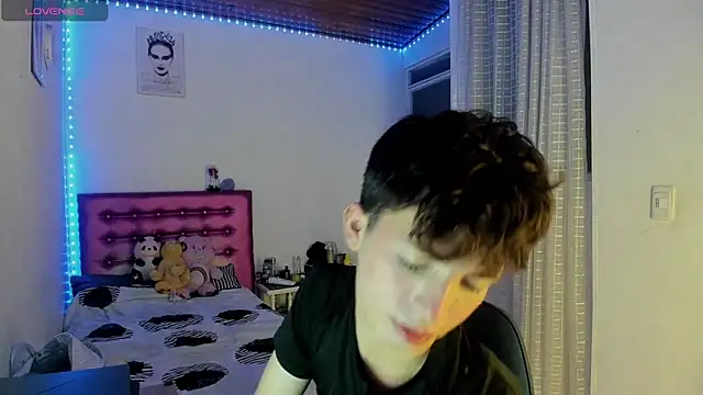 Dani Dancer online show from March 18, 12:35 am