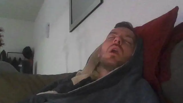 cheekycherryx online show from February 23, 4:25 am