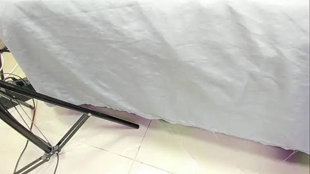 khris  evans online show from February 4, 7:42 pm