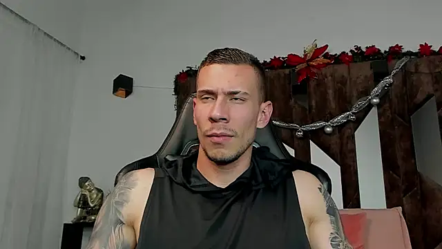 J king   online show from December 15, 8:28 pm