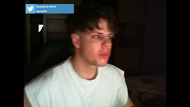 GymGuy0505 online show from December 19, 11:56 pm