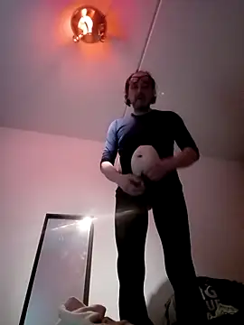 Olivassl22 online show from April 16, 7:25 pm