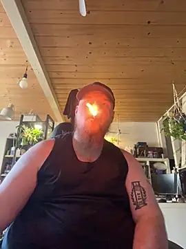 YoursxTruly online show from May 1, 3:14 pm