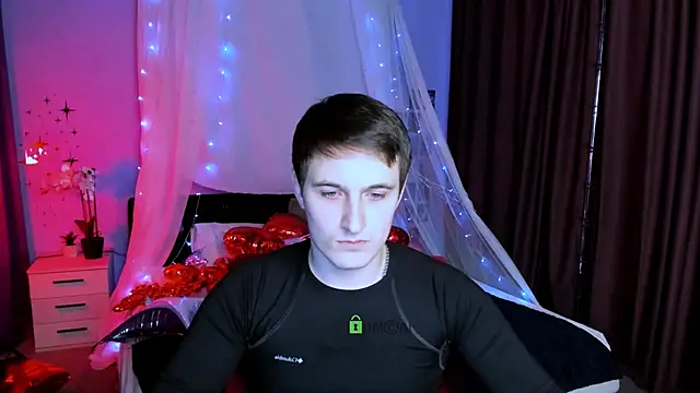 beauty liam online show from February 15, 8:50 pm