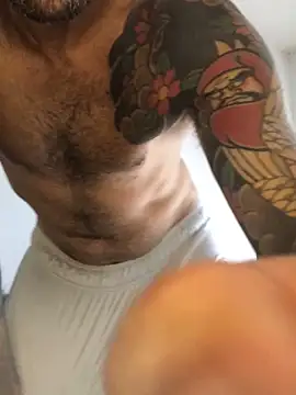 Nenelarge69 online show from December 21, 1:30 pm