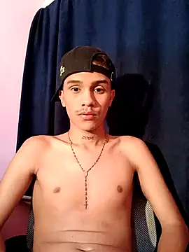 andy star12 online show from December 15, 5:59 am