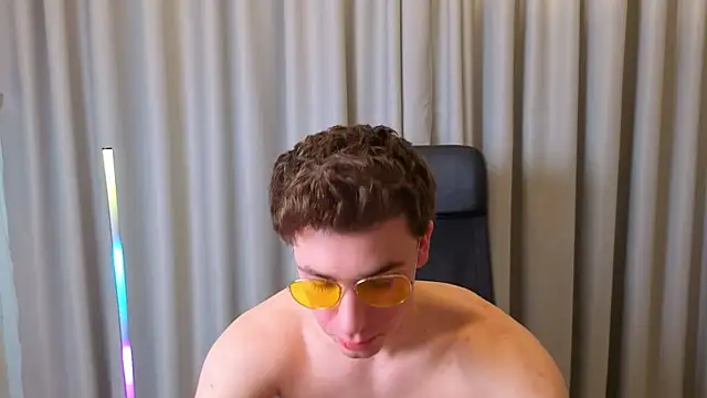 KellenWest online show from March 22, 8:30 am