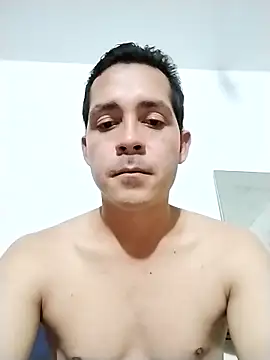 Chris hot33 online show from December 17, 2:41 am