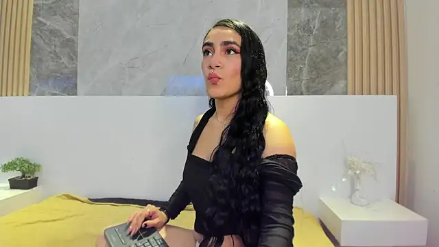 PamelaRed  online show from January 15, 7:38 pm